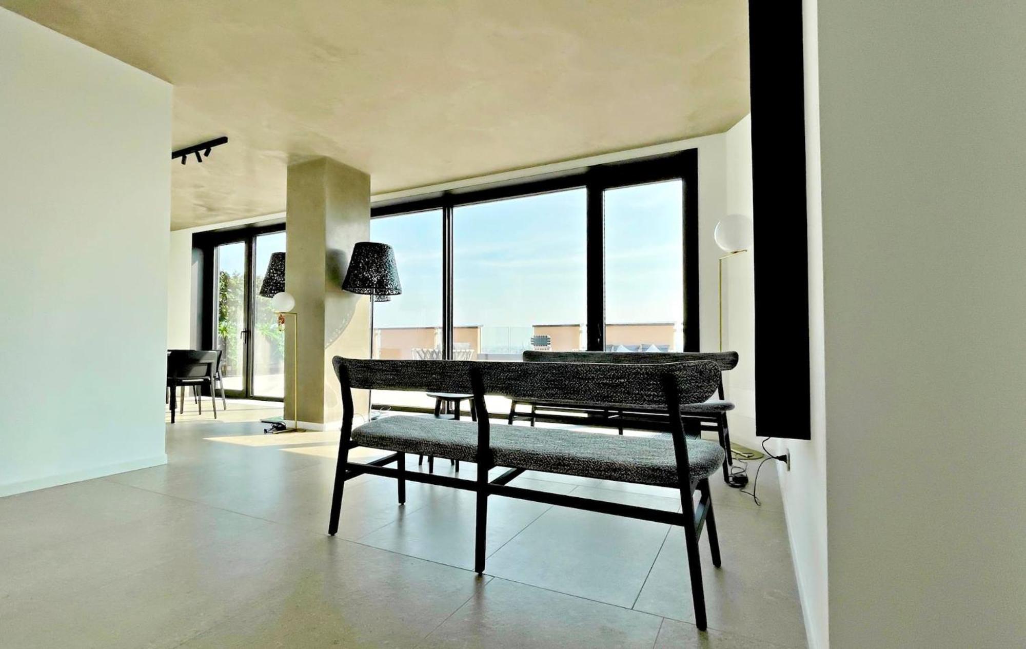 San Babila Central Tower With Panoramic Terrace Overlooking Duomo By Rentopolis Milano Exteriör bild