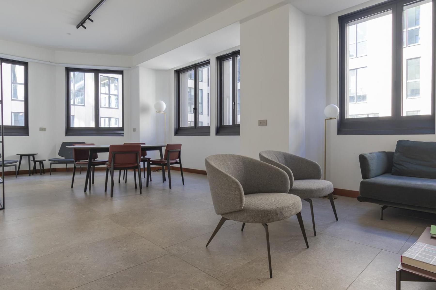 San Babila Central Tower With Panoramic Terrace Overlooking Duomo By Rentopolis Milano Exteriör bild